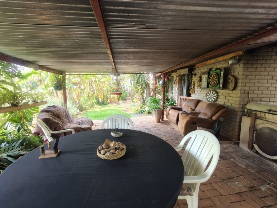 2 Bedroom Property for Sale in Kroondal North West